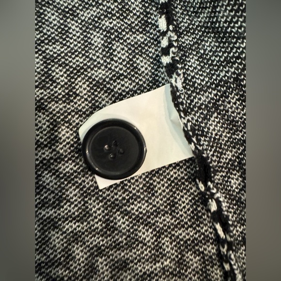 Max Studio Black Ivory Textured Knit Blazer Cardigan Size Medium - Picture 11 of 15